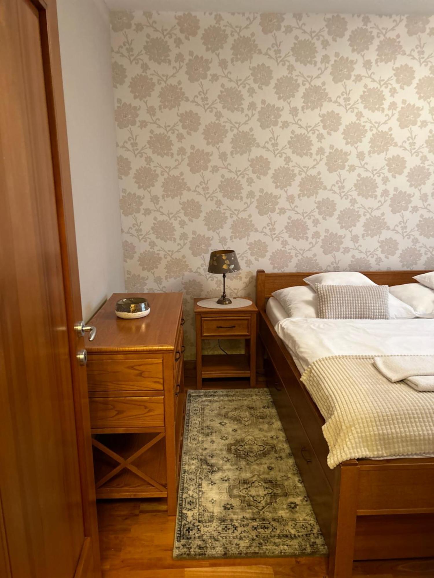 Danube Terrace Elegant With 2 Bedroom With Free Air Conditioner And Private Parking Budapeşte Dış mekan fotoğraf
